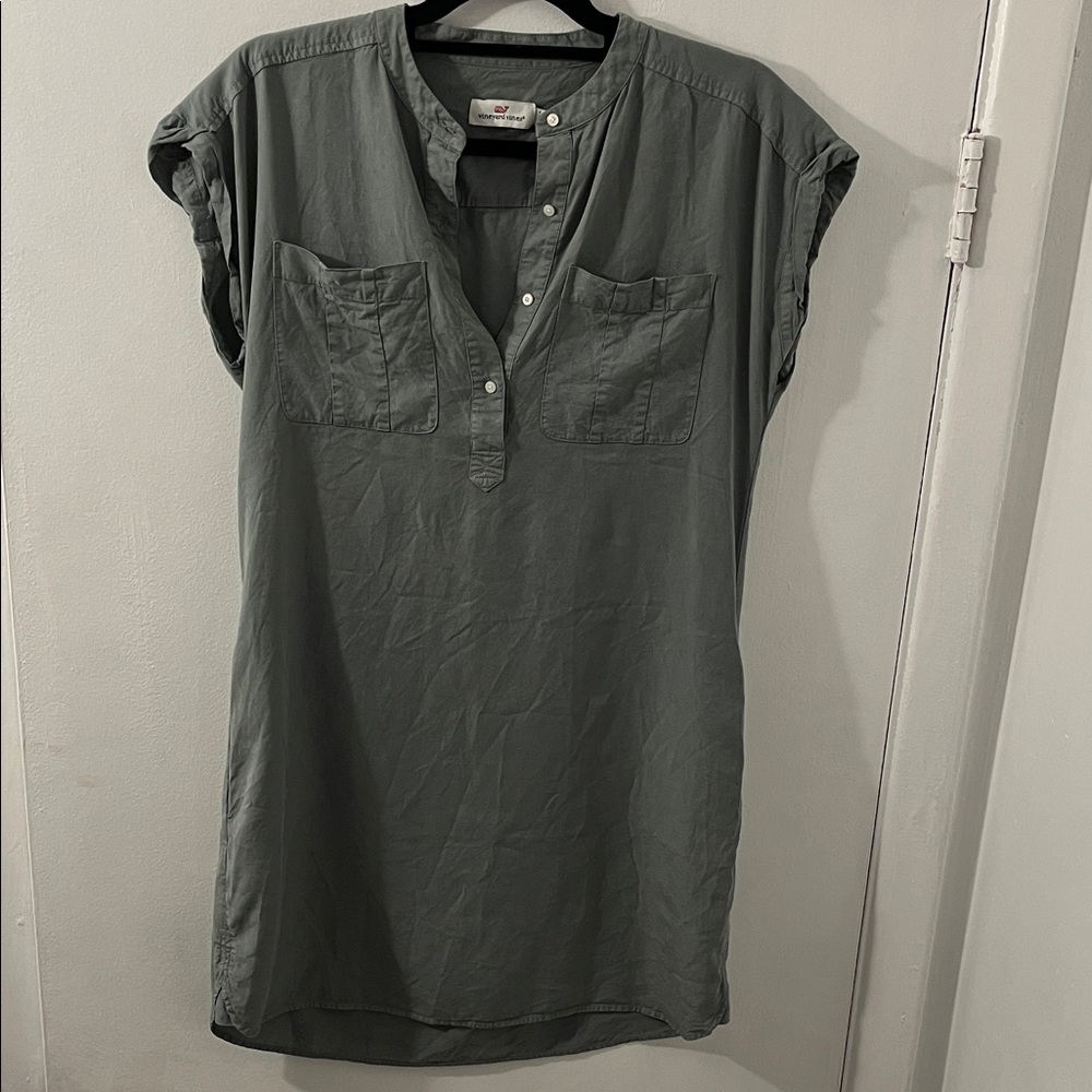 Vineyard Vines Gray Button-Up Shirt